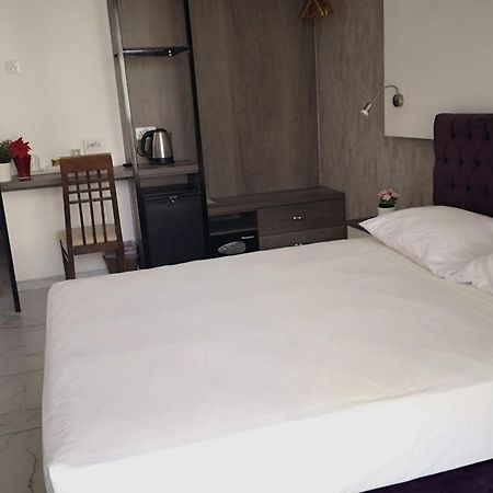 St Elena Boutique Residence Ларнака Екстериор снимка