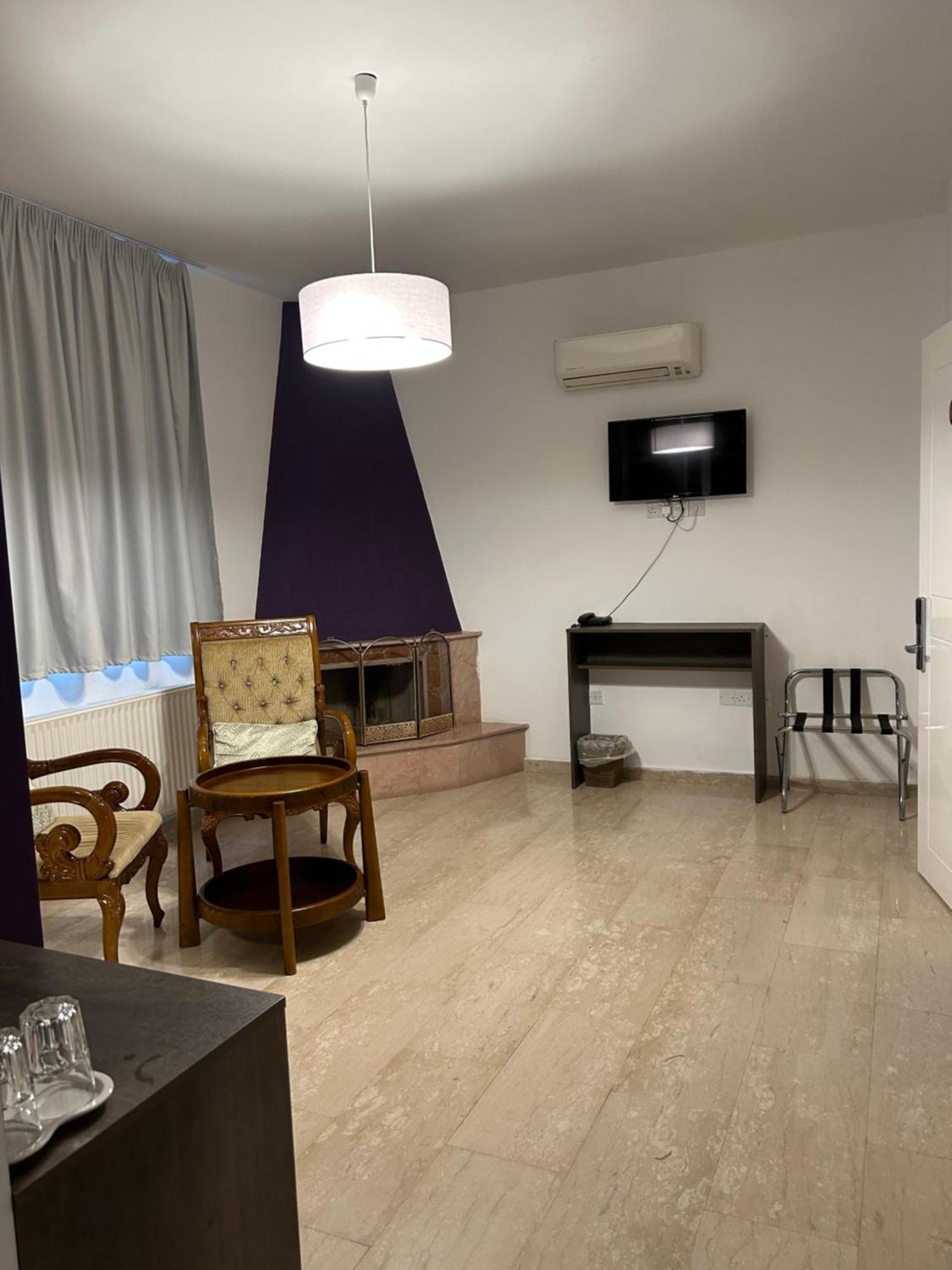 St Elena Boutique Residence Ларнака Екстериор снимка