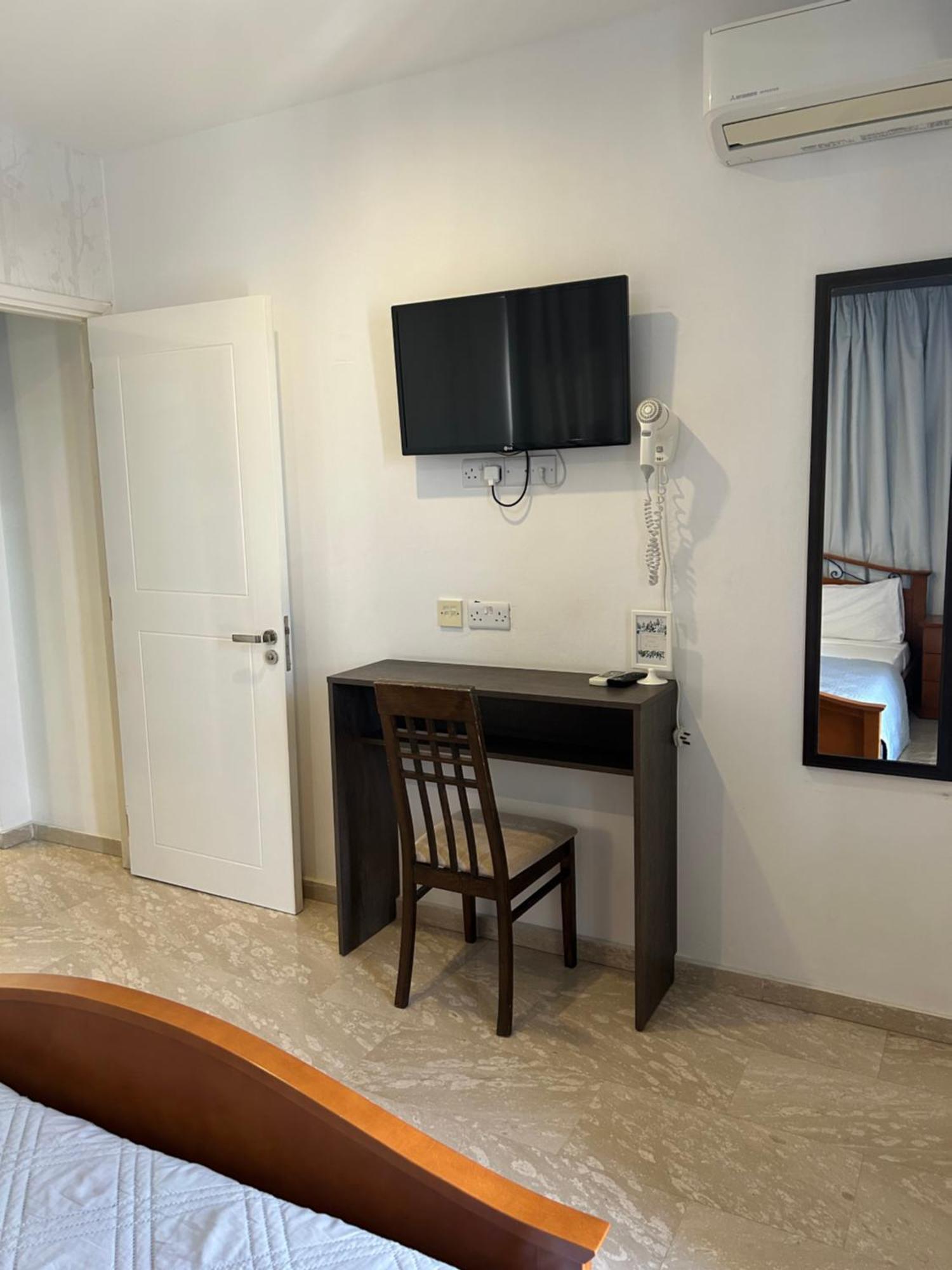 St Elena Boutique Residence Ларнака Екстериор снимка